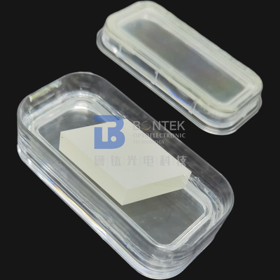 রুক্ষতা Ra 1nm LiNbO3 ওয়েফার 4'' 6'' 8'' ডোপড অপটিক্যাল গ্রেড বা SAW গ্রেডে